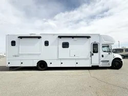 2026 Renegade Valencia 39RB | Thumbnail Photo 3 of 29