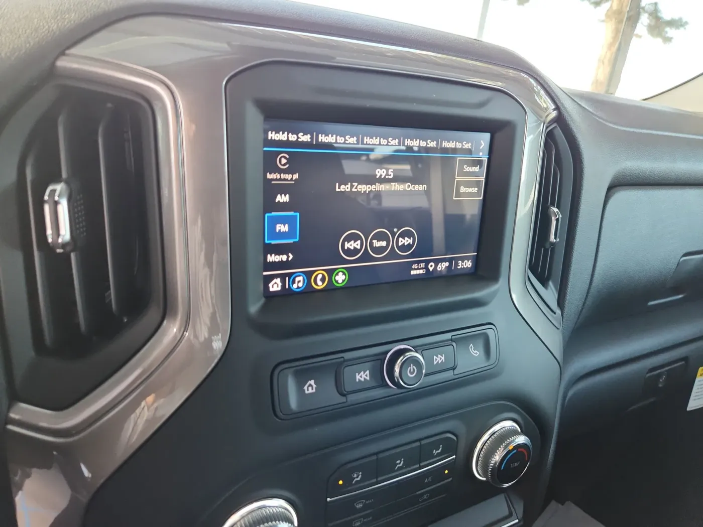 2026 GMC Sierra 2500HD Pro | Photo 2 of 30