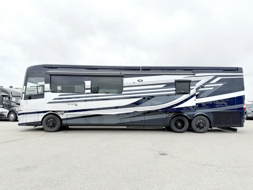 2026 Newmar London Aire 4551 | Photo 22 of 33