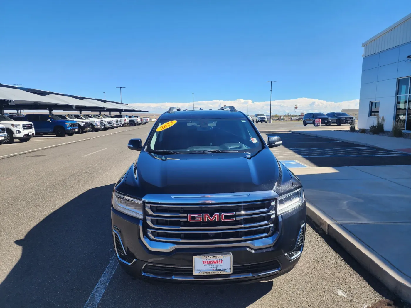 2023 GMC Acadia AT4 | Photo 2 of 29