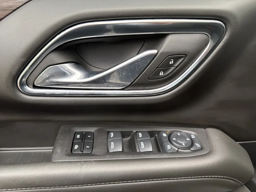 2024 Chevrolet Tahoe LT | Photo 16 of 26