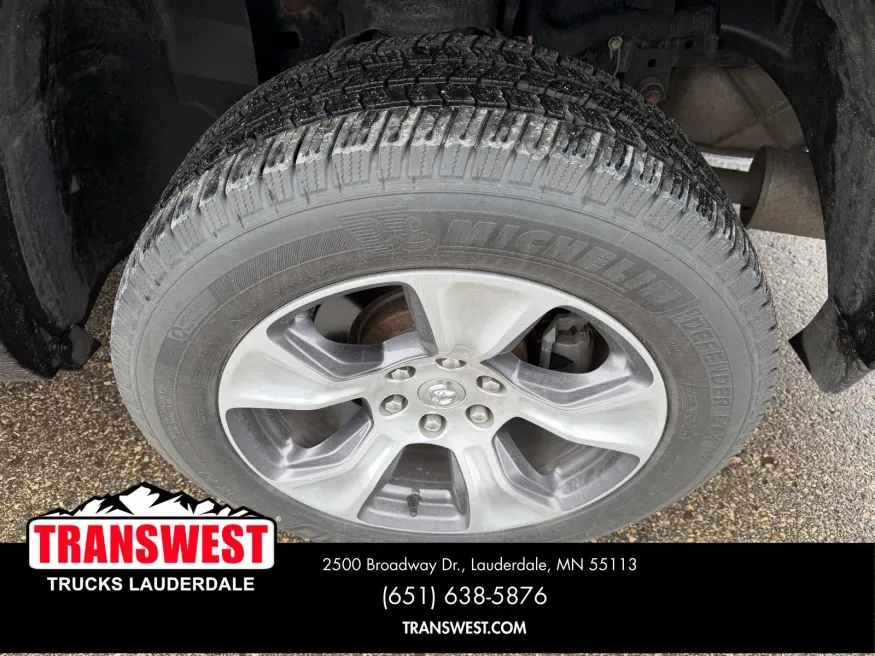 2019 RAM 1500 Laramie | Photo 17 of 24