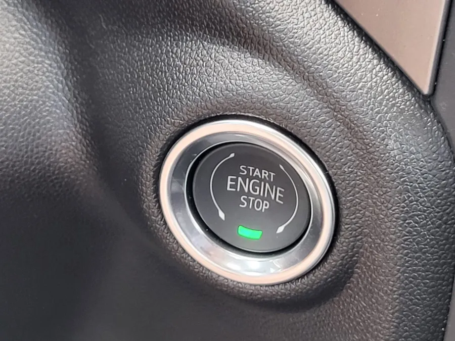 2026 GMC Sierra 2500HD Pro | Photo 17 of 24