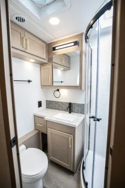 2026 Renegade Valencia 39BB | Thumbnail Photo 18 of 22