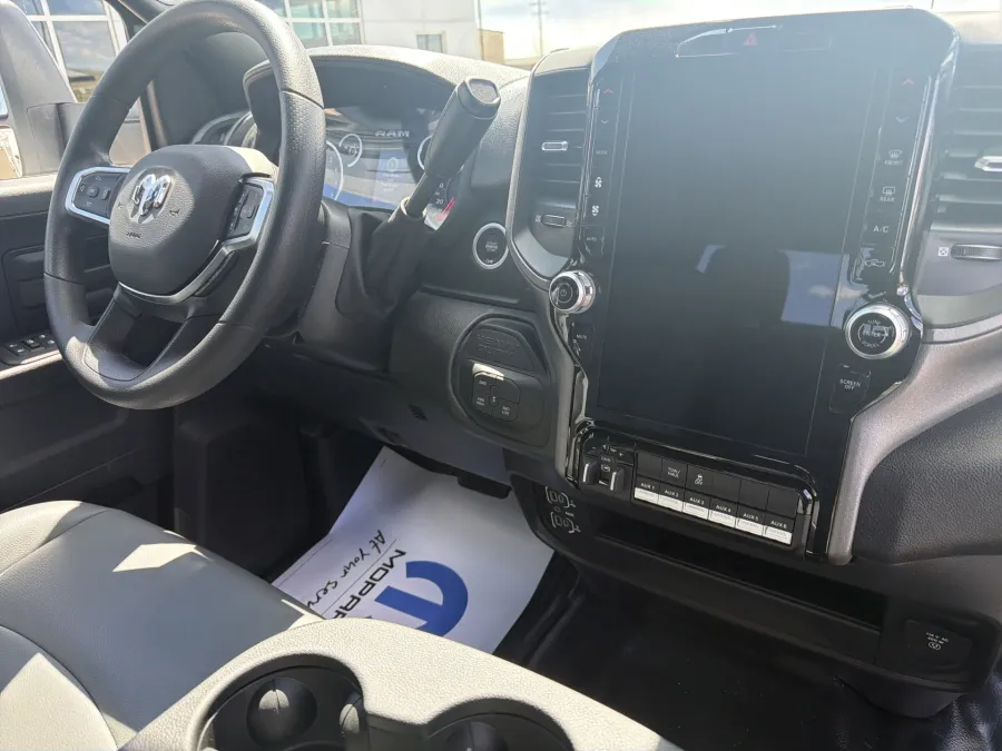 2026 RAM 2500 Tradesman | Photo 14 of 30