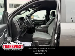 2024 RAM 2500 Big Horn | Thumbnail Photo 9 of 23