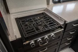 2026 Newmar Bay Star 3225 | Thumbnail Photo 14 of 19