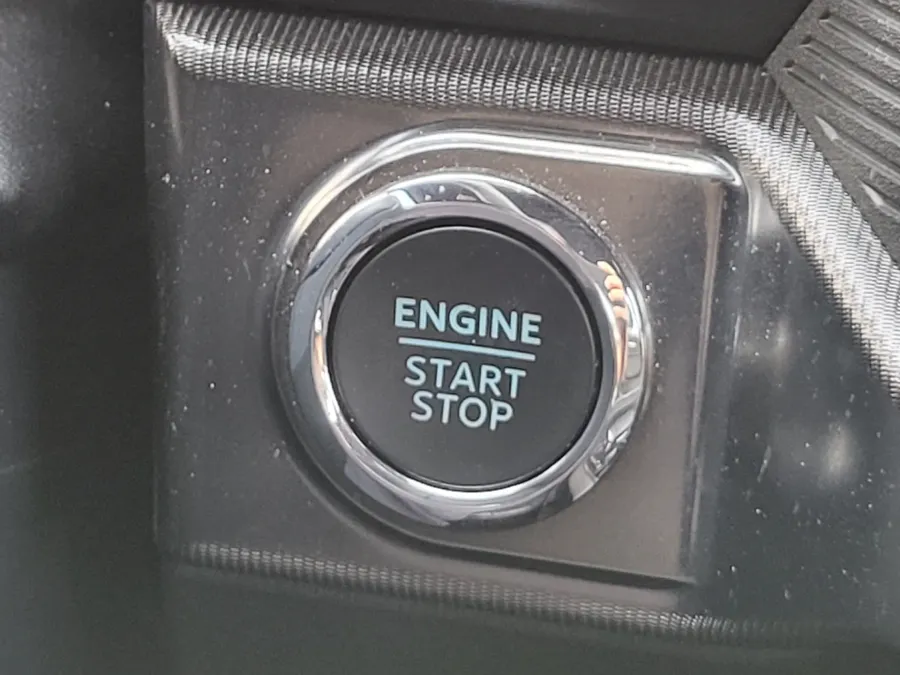 2024 Ford F-150 Platinum | Photo 18 of 26