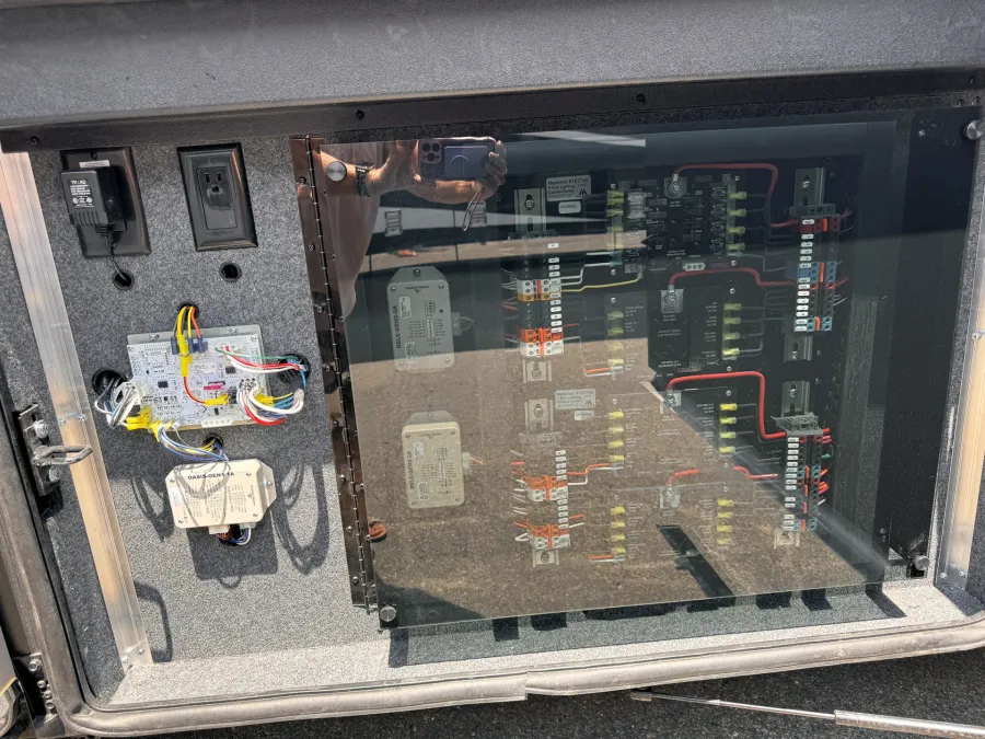 2026 Newmar Dutch Star 3836 | Photo 27 of 29