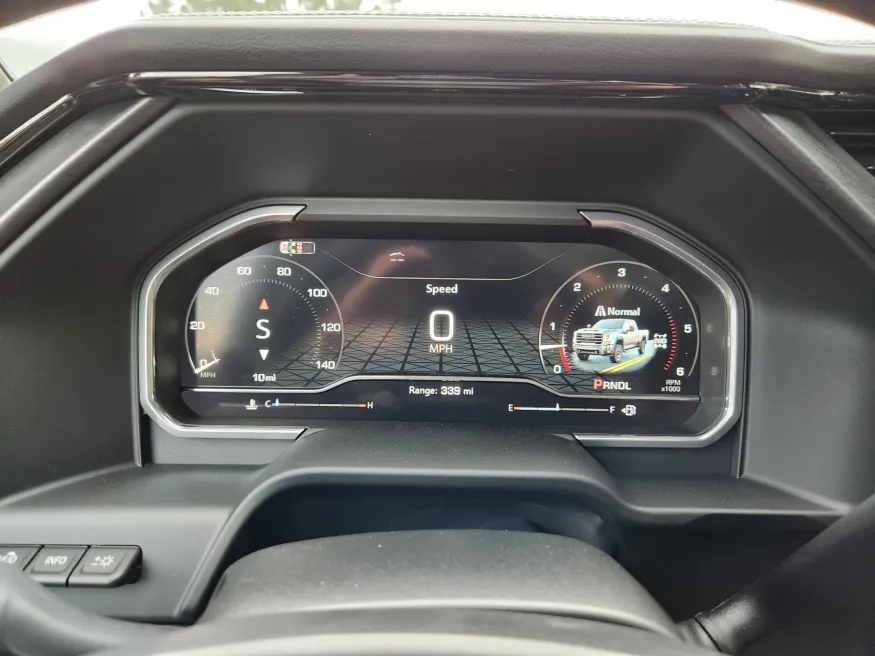 2025 GMC Sierra 2500HD AT4X | Photo 22 of 31