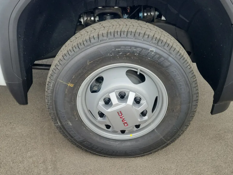 2026 GMC Sierra 3500HD CC Pro | Photo 7 of 24