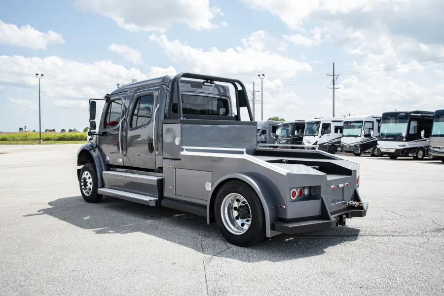 2024 Freightliner M2 106 Bolt | Photo 11 of 25