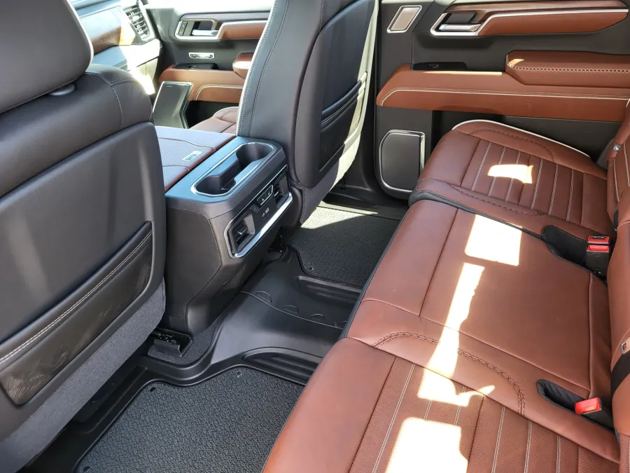 2026 GMC Sierra 1500 Denali Ultimate | Photo 23 of 26