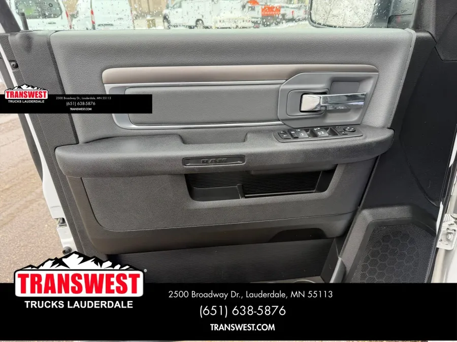 2024 RAM 1500 Classic SLT | Photo 14 of 21