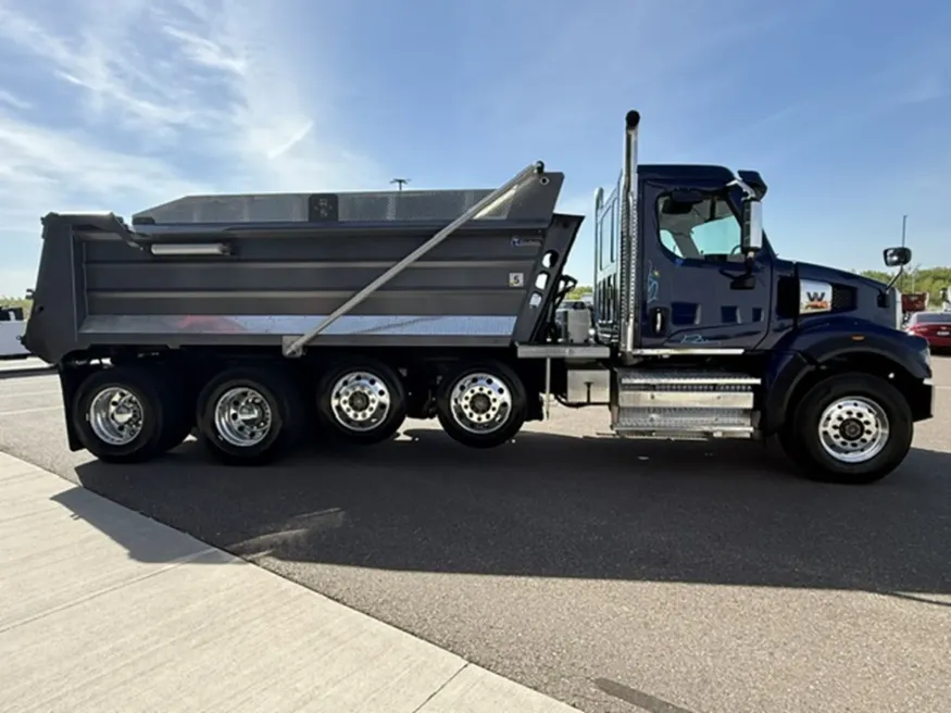 2025 Western Star 47X | Photo 10 of 17