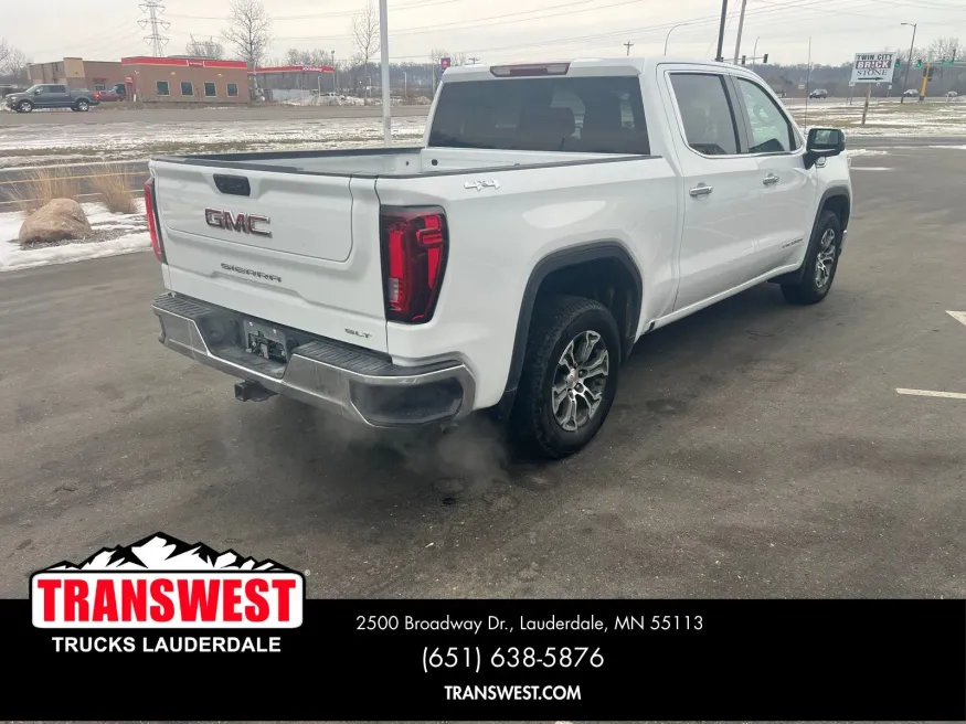 2025 GMC Sierra 1500 SLT | Photo 5 of 16