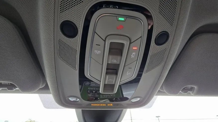 2023 Audi Q7 | Photo 27 of 34