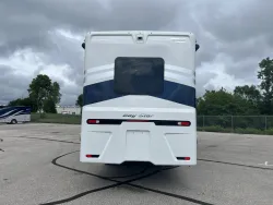 2026 Newmar Bay Star 3225 | Thumbnail Photo 6 of 23
