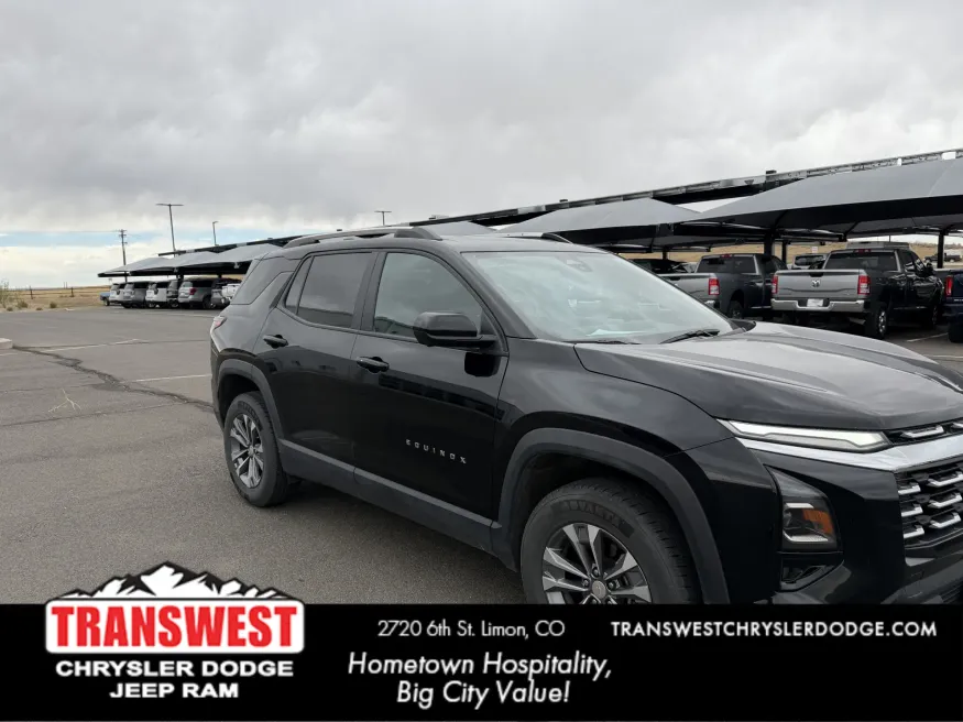 2025 Chevrolet Equinox AWD LT | Photo 4 of 4