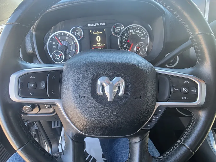 2024 RAM 2500 Big Horn | Photo 17 of 22