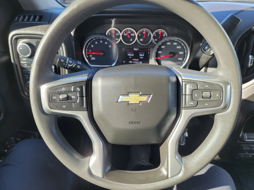 2021 Chevrolet Silverado 1500 Custom | Photo 14 of 16