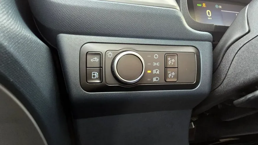 2026 Ford Maverick | Photo 12 of 26