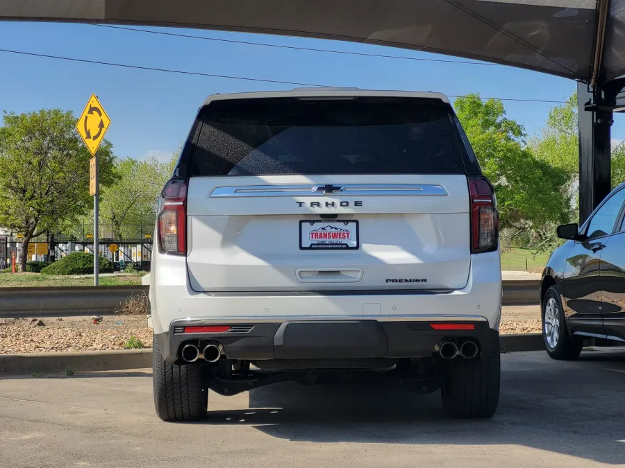 2023 Chevrolet Tahoe Premier | Photo 3 of 5