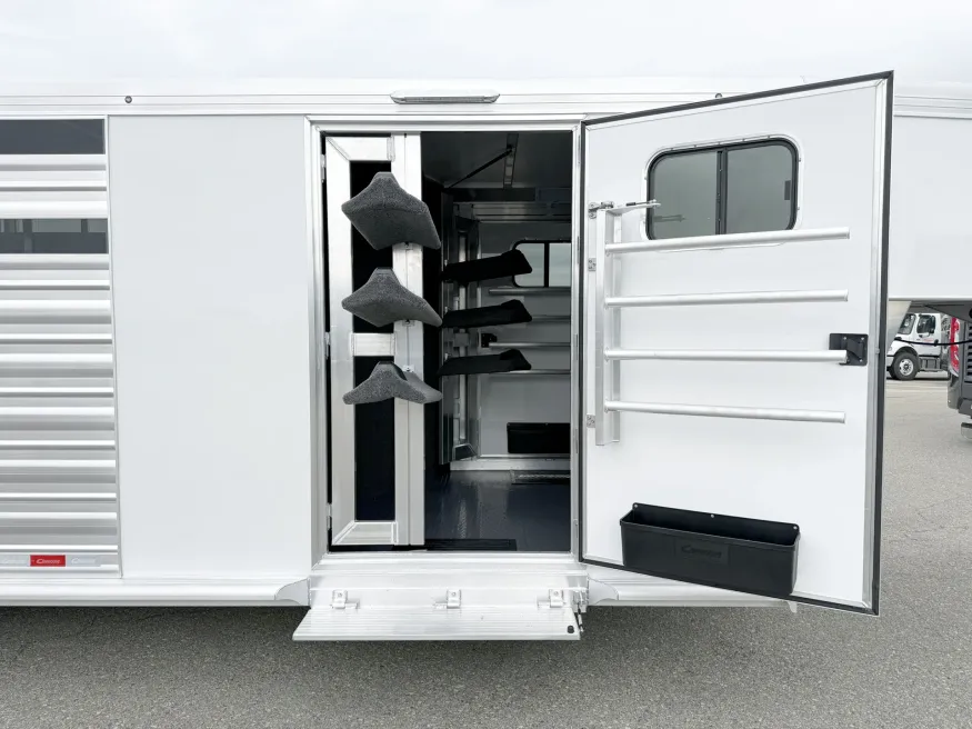 2026 Cimarron Lonestar | Photo 4 of 18