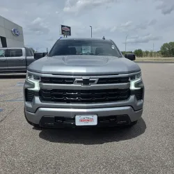 2025 Chevrolet Silverado 1500 | Thumbnail Photo 2 of 28