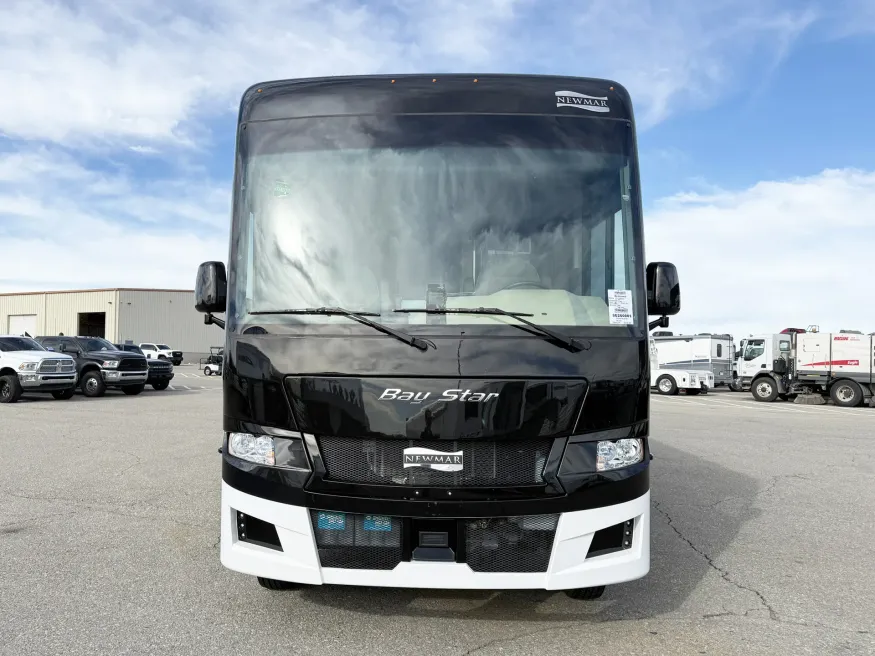 2024 Newmar Bay Star 3626 | Photo 23 of 31