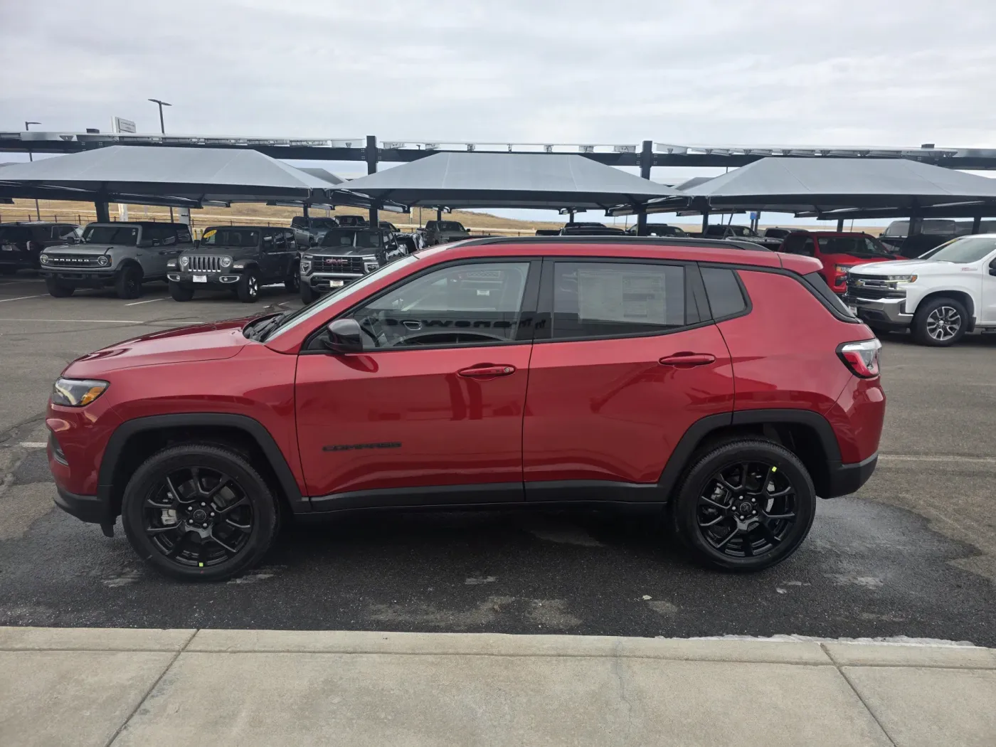2026 Jeep Compass Latitude Altitude | Photo 4 of 24