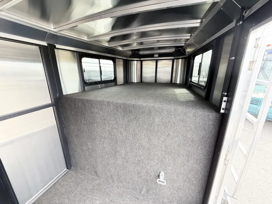 2026 Logan Coach Bullseye 2HGN | Photo 5 of 14