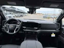 2026 Chevrolet Silverado 2500HD LTZ | Thumbnail Photo 11 of 20