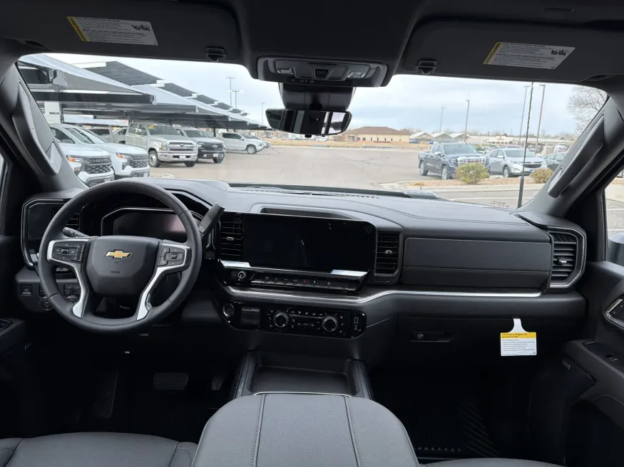 2026 Chevrolet Silverado 2500HD LTZ | Photo 11 of 20