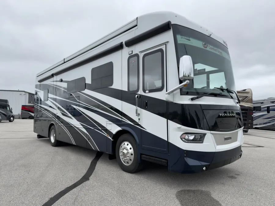 2026 Newmar Ventana 3512 | Photo 7 of 40