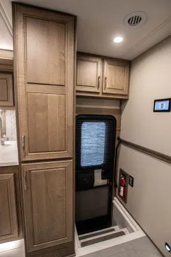 2026 Renegade Verona LE 40LTS | Thumbnail Photo 22 of 29