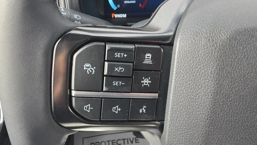 2026 Ford Super Duty F-250 | Photo 19 of 35