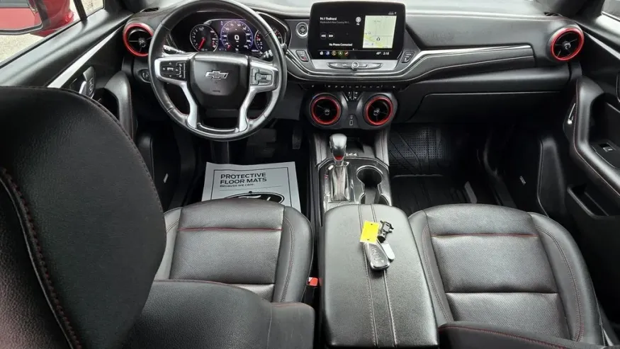 2023 Chevrolet Blazer | Photo 28 of 32