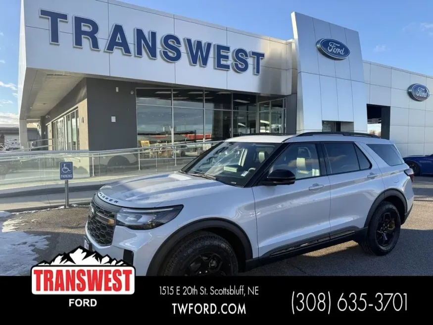 2026 Ford Explorer | Photo 32 of 32