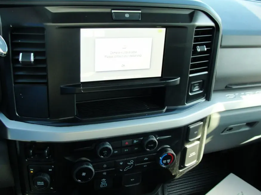 2026 Ford Super Duty F-550 XLT | Photo 11 of 13