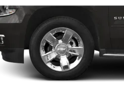 2015 Chevrolet Suburban | Thumbnail Photo 7 of 14