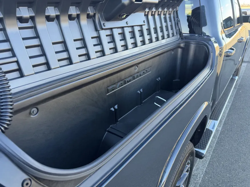 2026 RAM 1500 Laramie | Photo 8 of 17