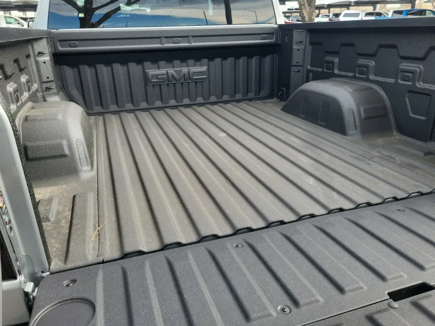 2026 GMC Sierra 1500 Elevation | Photo 21 of 23