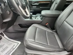 2024 GMC Sierra 1500 Denali | Thumbnail Photo 8 of 28