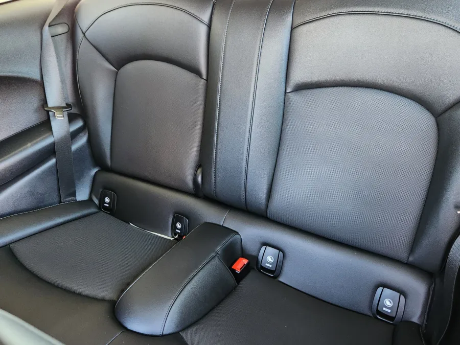 2021 Mini Cooper S | Photo 10 of 24