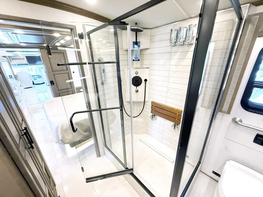 2026 Newmar London Aire 4551 | Photo 17 of 34