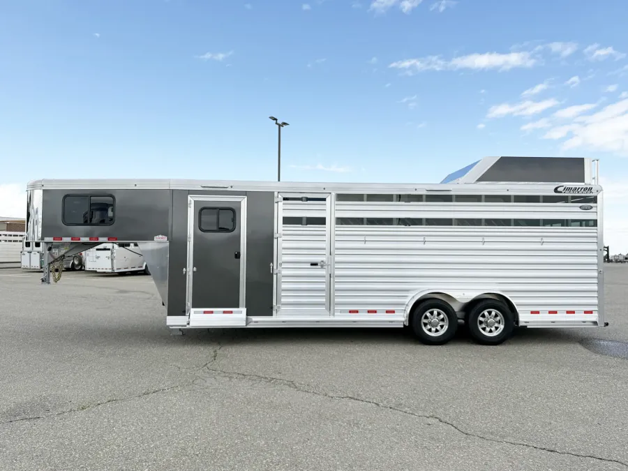 2027 Cimarron Winstar | Photo 11 of 20