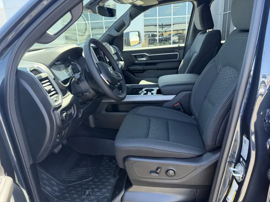 2026 RAM 1500 Big Horn | Photo 13 of 19