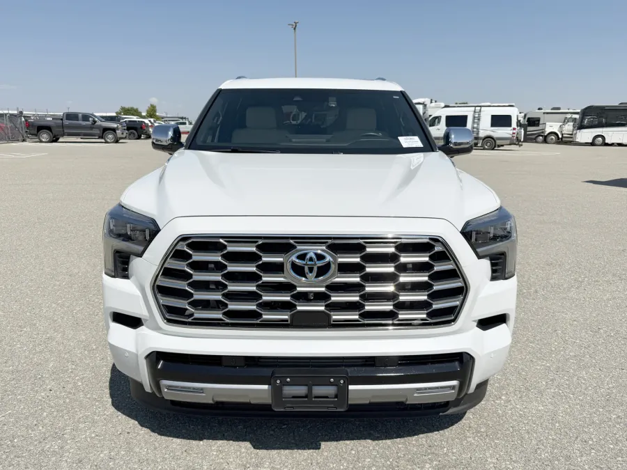 2024 Toyota Sequoia | Photo 24 of 23