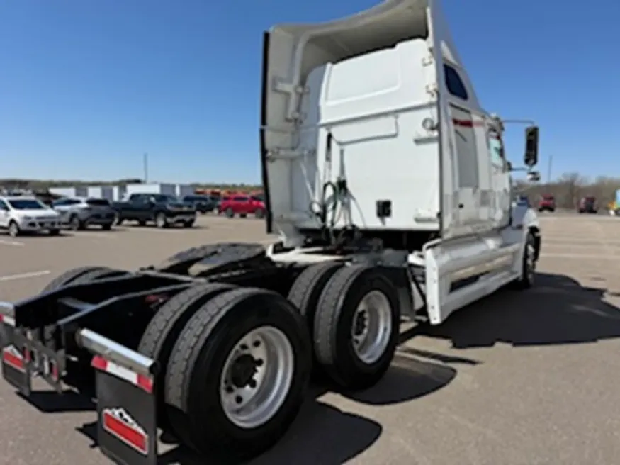 2022 Western Star 5700XE | Photo 6 of 16